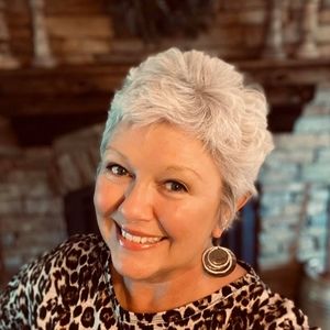 Meet your Posher, Caron